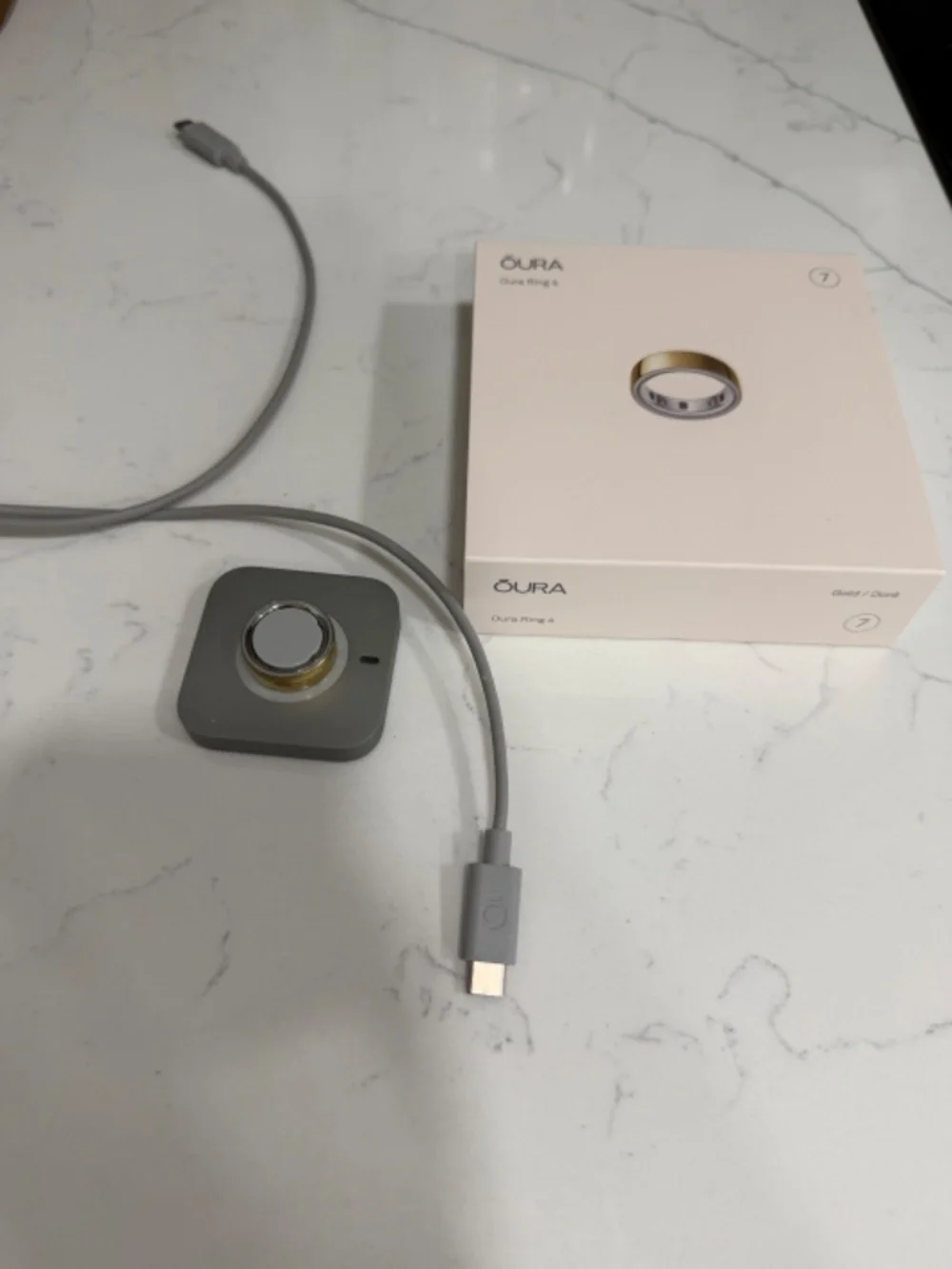 Oura Ring 4 - Gold - Size 7